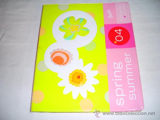 Jouets Anciens: BARBIE STYLE GUIDE SPRING-SUMMER 2004.MASS.MATTELL.126 P&Aacute;GINAS. TEXTO EN INGLES.TAPAS PLASTIFICADAS