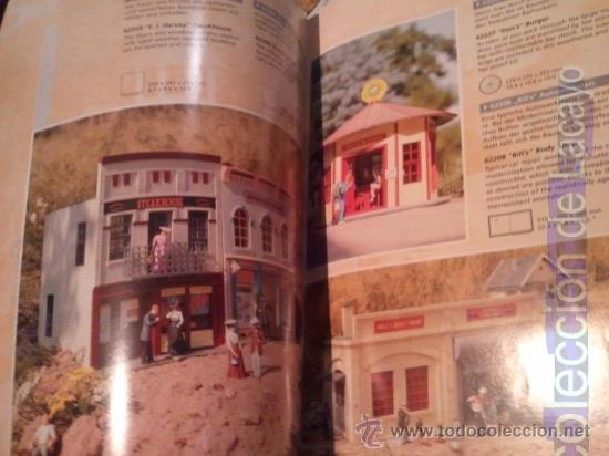 Juguetes antiguos: CAT&Aacute;LOGO DE EDIFICACIONES PARA MAQUETAS A&Ntilde;O 2002 75 P&Aacute;GINAS - Foto 4