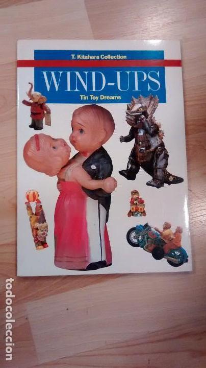Brinquedos antigos: 'Wind-ups. Tin Toy Dreams'. T. Kitahara Collection