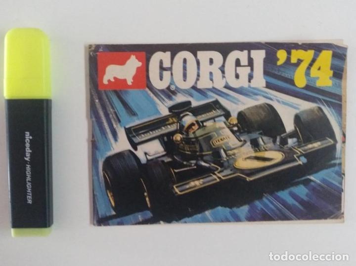Brinquedos antigos: CATALOGO CORGI 1974.