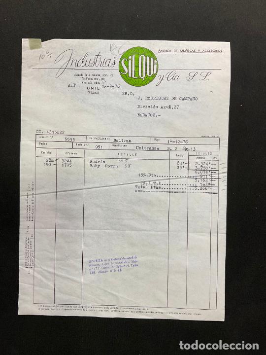 Brinquedos antigos: FACTURA DE JUGUETES. INDUSTRIAS SILQUI Y CIA. ONIL. ALICANTE. 1976