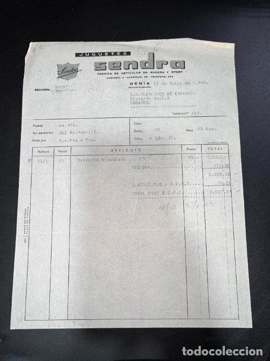 Brinquedos antigos: FACTURA DE JUGUETES. JUGUETES SENDRA. F&Aacute;BRICA DE ARTICULOS DE MADERA. DENIA - ALICANTE, 1965