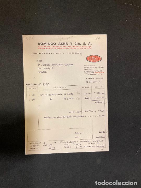 Brinquedos antigos: FACTURA DE JUGUETES. DOMINGO ACHA Y CIA. 1967. ERMUA. VIZCAYA. FUSILES.