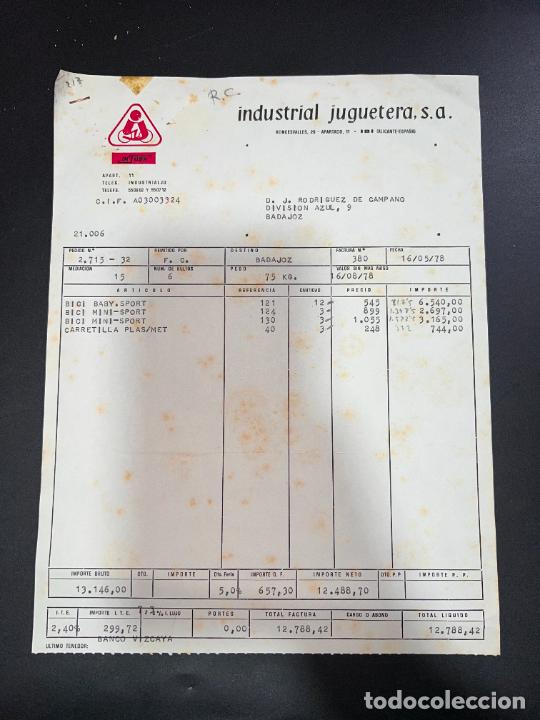 Jouets Anciens: FACTURA DE JUGUETES. INDUSTRIAL JUGUETERA. INTUSA. ALICANTE, 1978