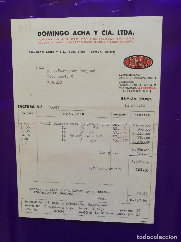 Giocattoli antichi: FACTURA DE JUGUETES. FUSILES DE JUGUETES-PATINES. DOMINGO ACHA Y CIA. ERMUA, VIZCAYA, 1964.