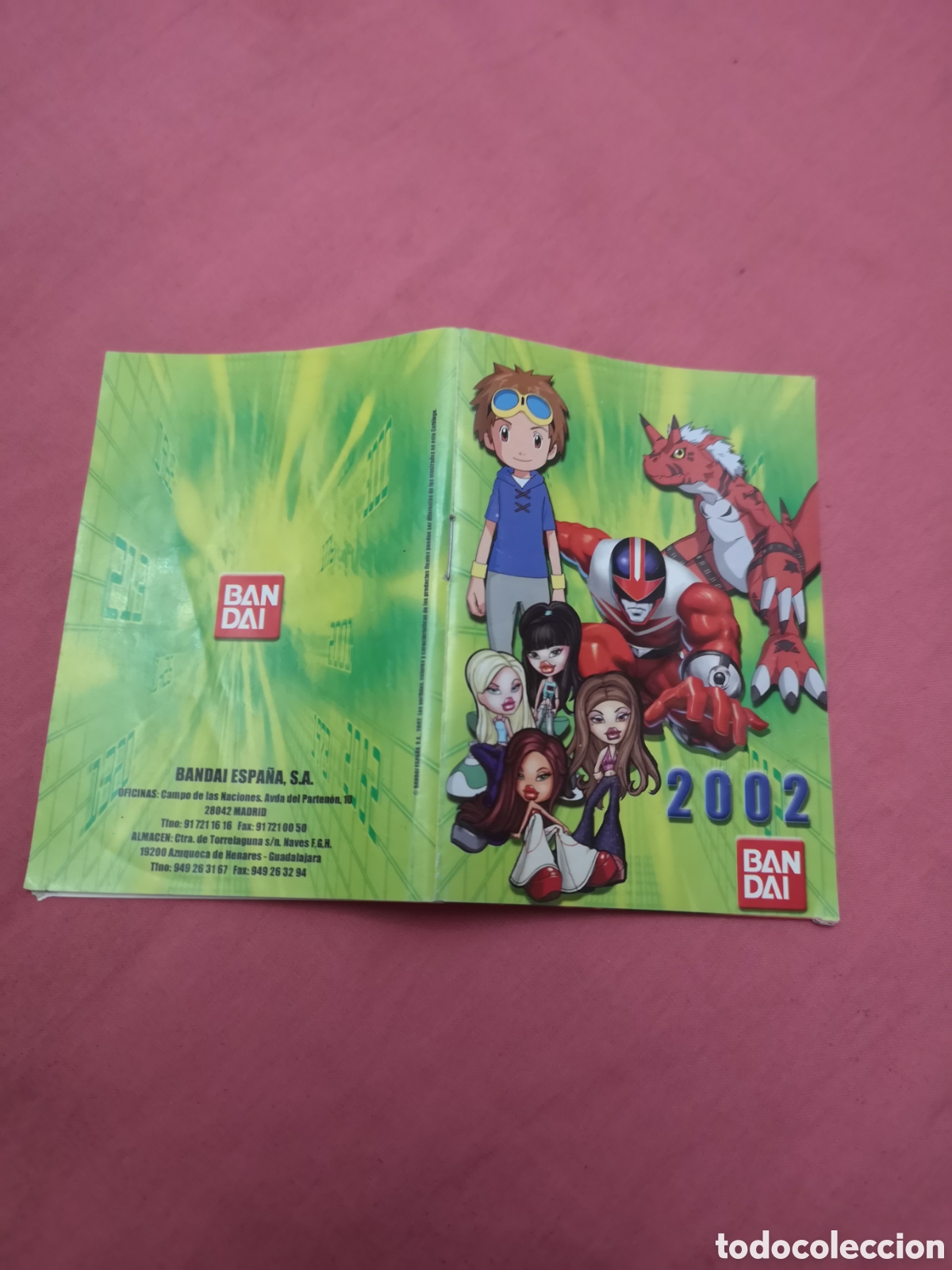 Juguetes antiguos: Bandai. Cat&aacute;logo de bolsillo del a&ntilde;o 2002. Con 40 p&aacute;ginas de 8x11 cm. BIEN. SIN OJEAR.