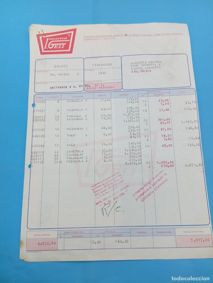 Juguetes antiguos: FACTURA Y LETRA DE CAMBIO DE JUGUETES. INDUSTRIAS I. GALI S.A. CHIRIVELLA, VALENCIA, 1975.