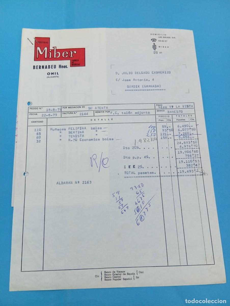 Juguetes antiguos: FACTURA Y LETRA DE CAMBIO DE JUGUETES. INDUSTRIAS MIBER. ONIL, ALICANTE, 1979.