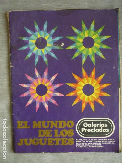 Juguetes antiguos: GALERIAS PRECIADOS CATALOGO EL MUNDO DE LOS JUGUETES 1975 CON DOS TROZOS RECORTADOS