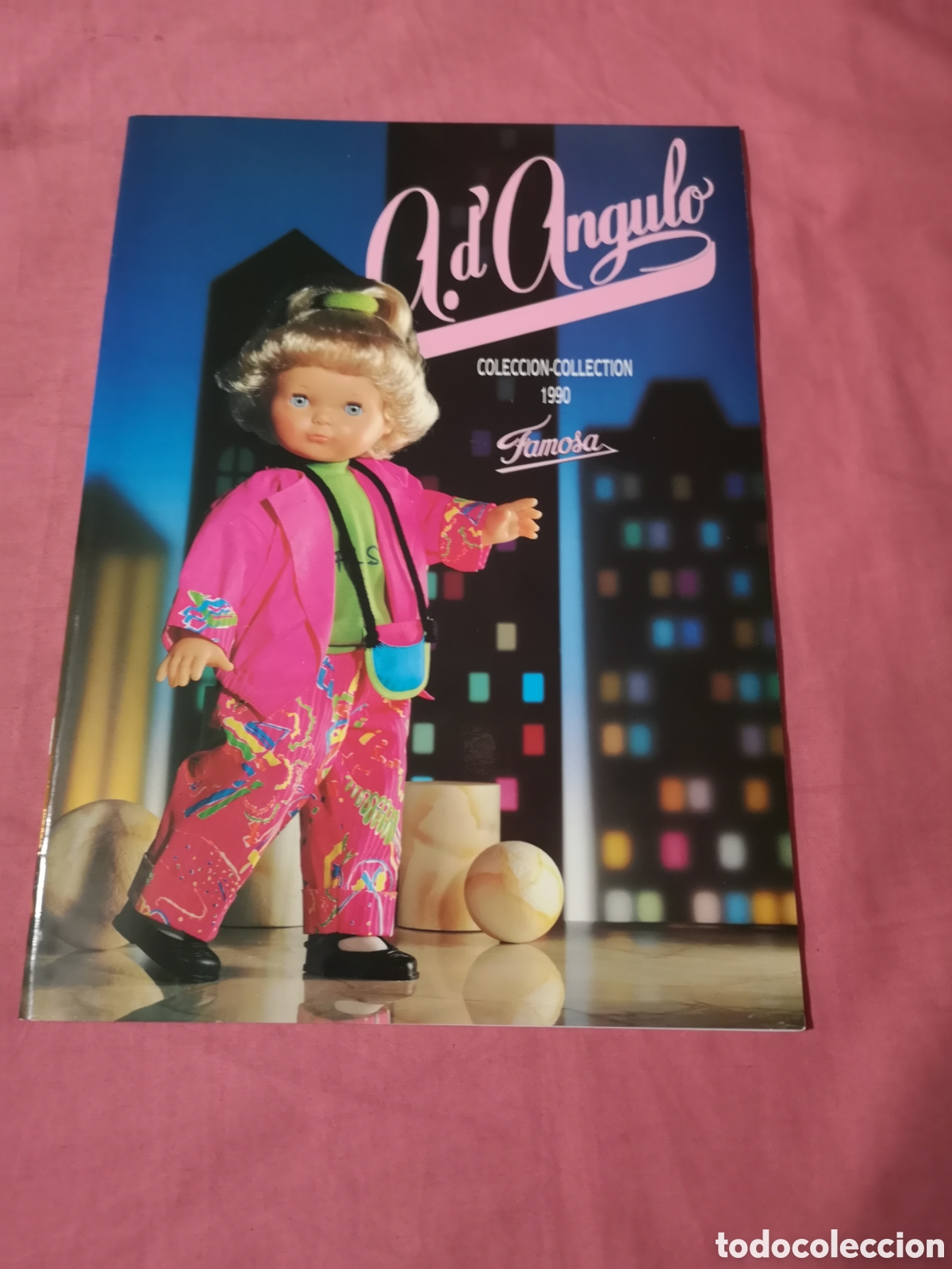 Juguetes antiguos: FAMOSA. MU&Ntilde;ECAS COLECCI&Oacute;N A.d'Angulo. Cat&aacute;logo 1990. Con 31 p&aacute;ginas de 29,5x21 cm. SIN USAR.