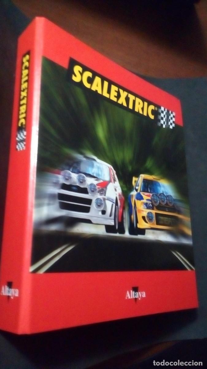 Juguetes antiguos: SCALEXTRIC-ALTAYA-31 FASC&Iacute;CULOS-ARCHIVADOR-COMPLETO-COMO NUEVO