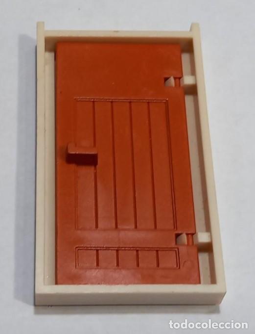 Juguetes antiguos Exin: Puerta edificio oeste de EXIN WEST a&ntilde;os 70 - Foto 2