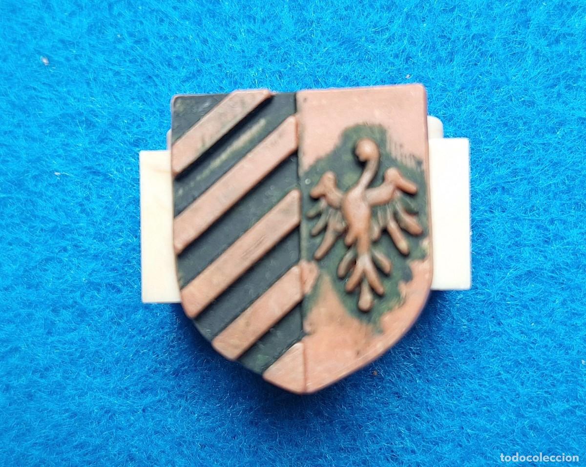 Altes Spielzeug Exin: Escudo Modelo 02. Exin Castillos.