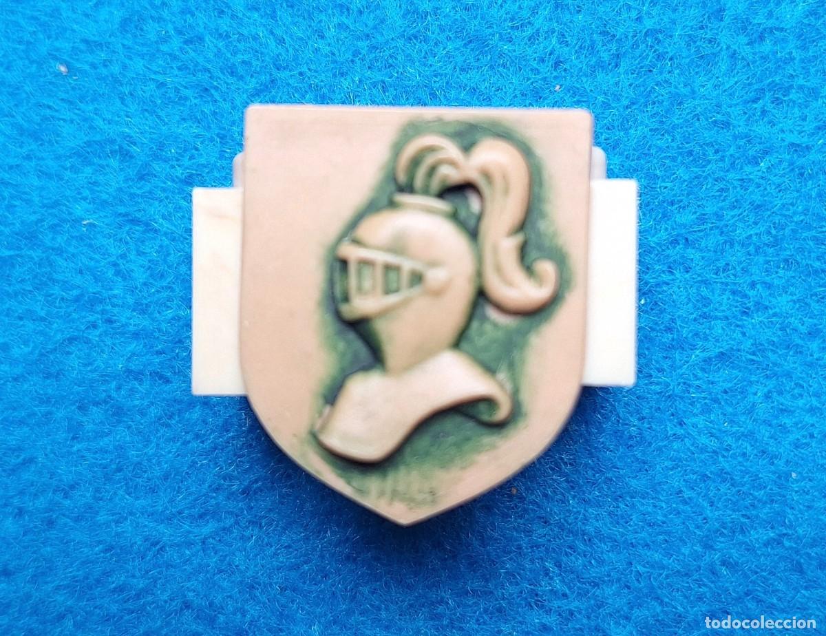 Altes Spielzeug Exin: Escudo Modelo 03. Exin Castillos.