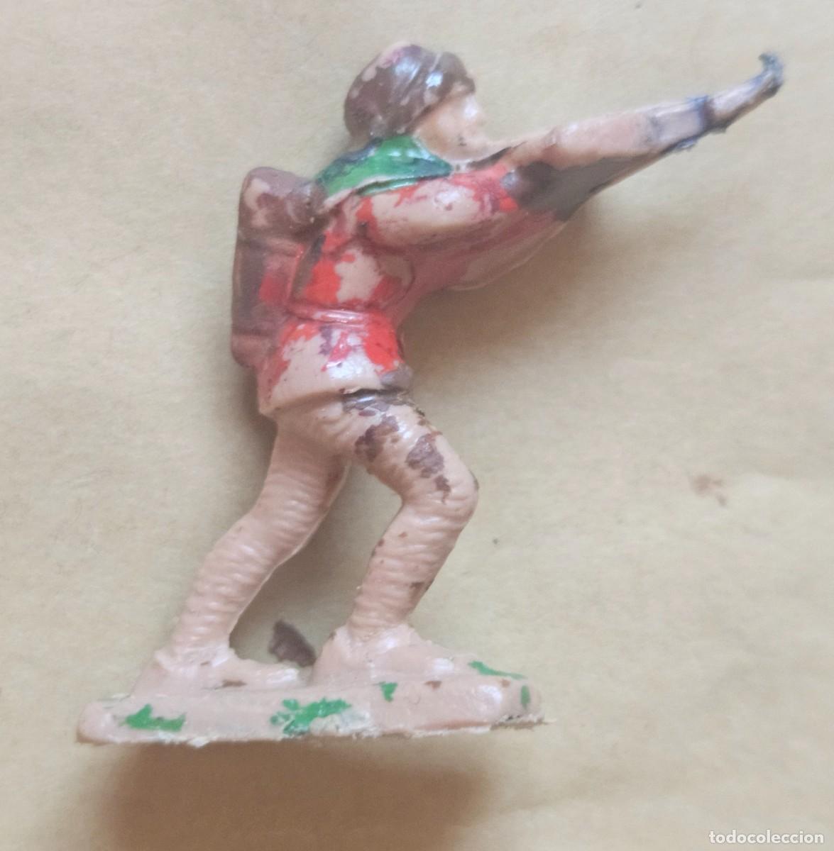 Juguetes antiguos Exin: Exin castillos - Figura de ballestero arquero con ballesta - Original a&ntilde;os 80