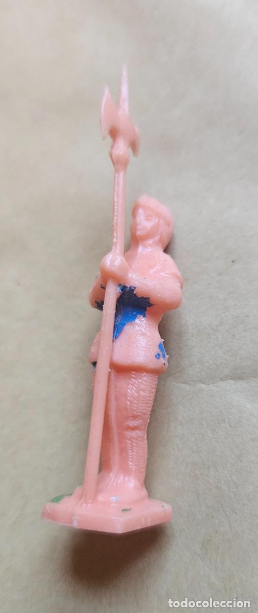 Juguetes antiguos Exin: Exin castillos - Figura de guardia centinela medieval - Original a&ntilde;os 80