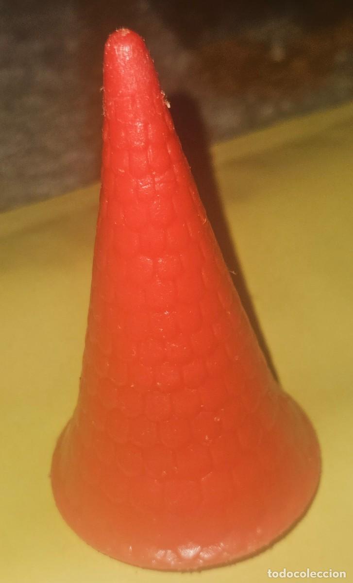 Juguetes antiguos Exin: Exin castillos - tejado redondo peque&ntilde;o alto rojo - original a&ntilde;os 80 torre torre&oacute;n cono