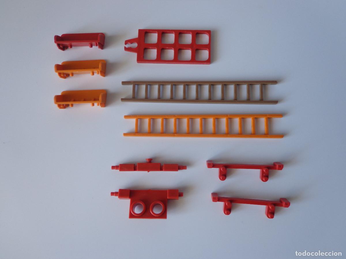Juguetes antiguos Exin: Exin West Accesorios Carretas Carruajes, asientos, escaleras, frenos, ejes etc.