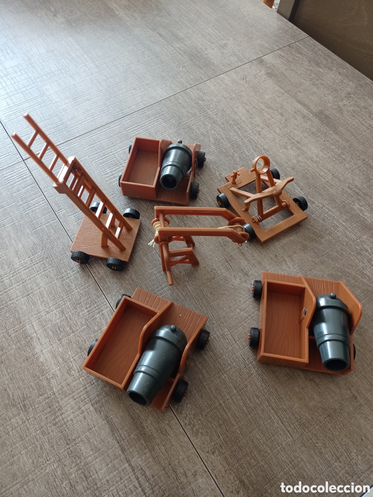 Exin Old Toys: Lote de accesorios exin castillos ca&ntilde;&oacute;n escalera catapulta gr&uacute;a popular de juguete