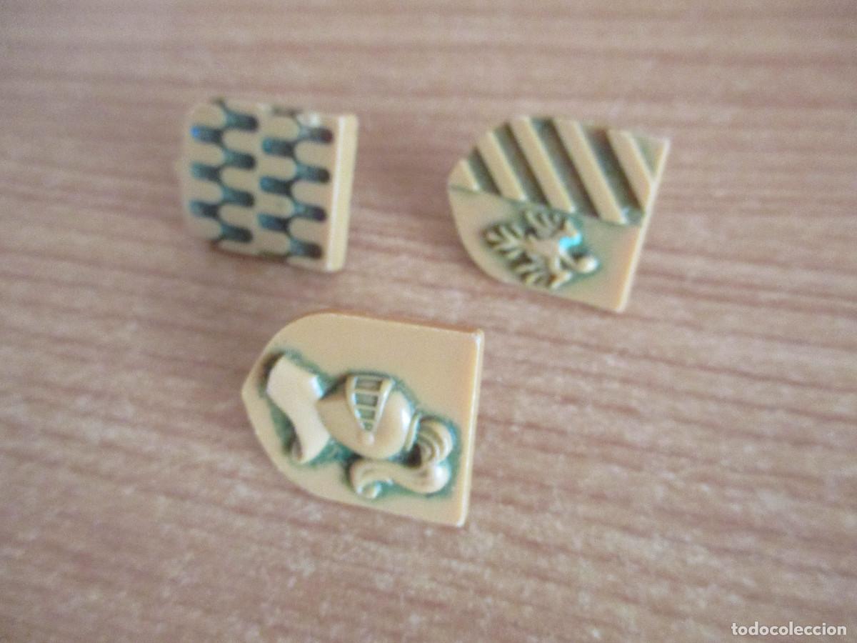 Jouets anciens Exin: EXIN CASTILLOS CLASICO A&Ntilde;OS 70 : 1 LOTE DE 3 ESCUDOS
