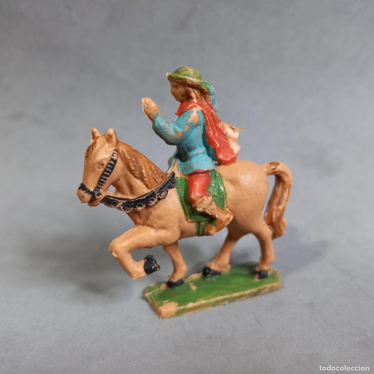 Juguetes antiguos Exin: Antiguo pr&iacute;ncipe o paje a caballo Historex Exin Castillos