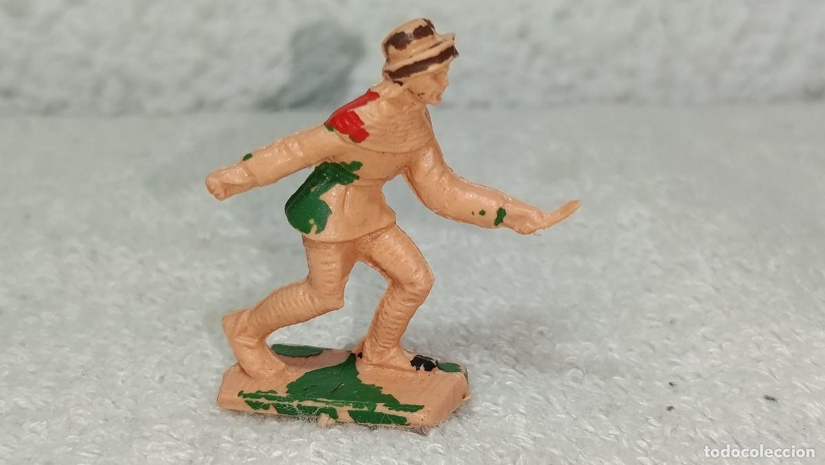 Juguetes antiguos Exin: EXIN CASTILLOS : ANTIGUA FIGURA DE PLASTICO SOLDADO CA&Ntilde;ONERO ARTILLERO CA&Ntilde;ON MEDIEVAL A&Ntilde;OS 70