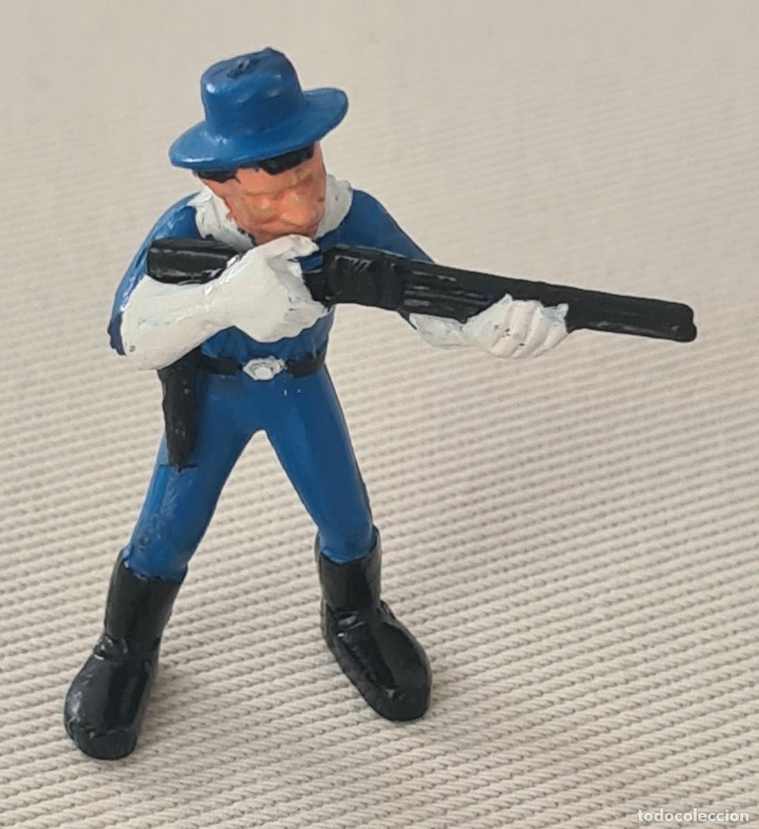 Juguetes antiguos Exin: EXIN WEST SOLDADO DISPARANDO CON RIFLE DE PIE ORIGINAL