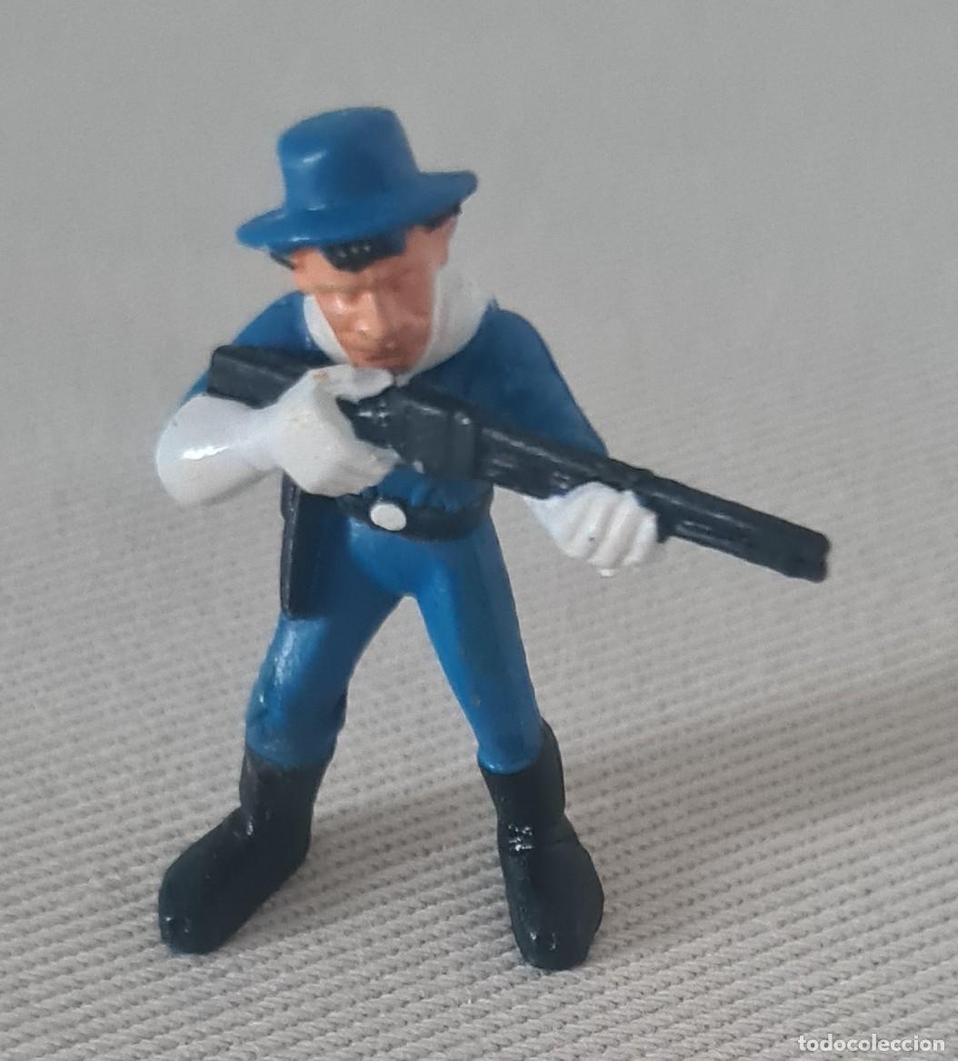 Juguetes antiguos Exin: EXIN WEST SOLDADO DISPARANDO CON RIFLE DE PIE ORIGINAL