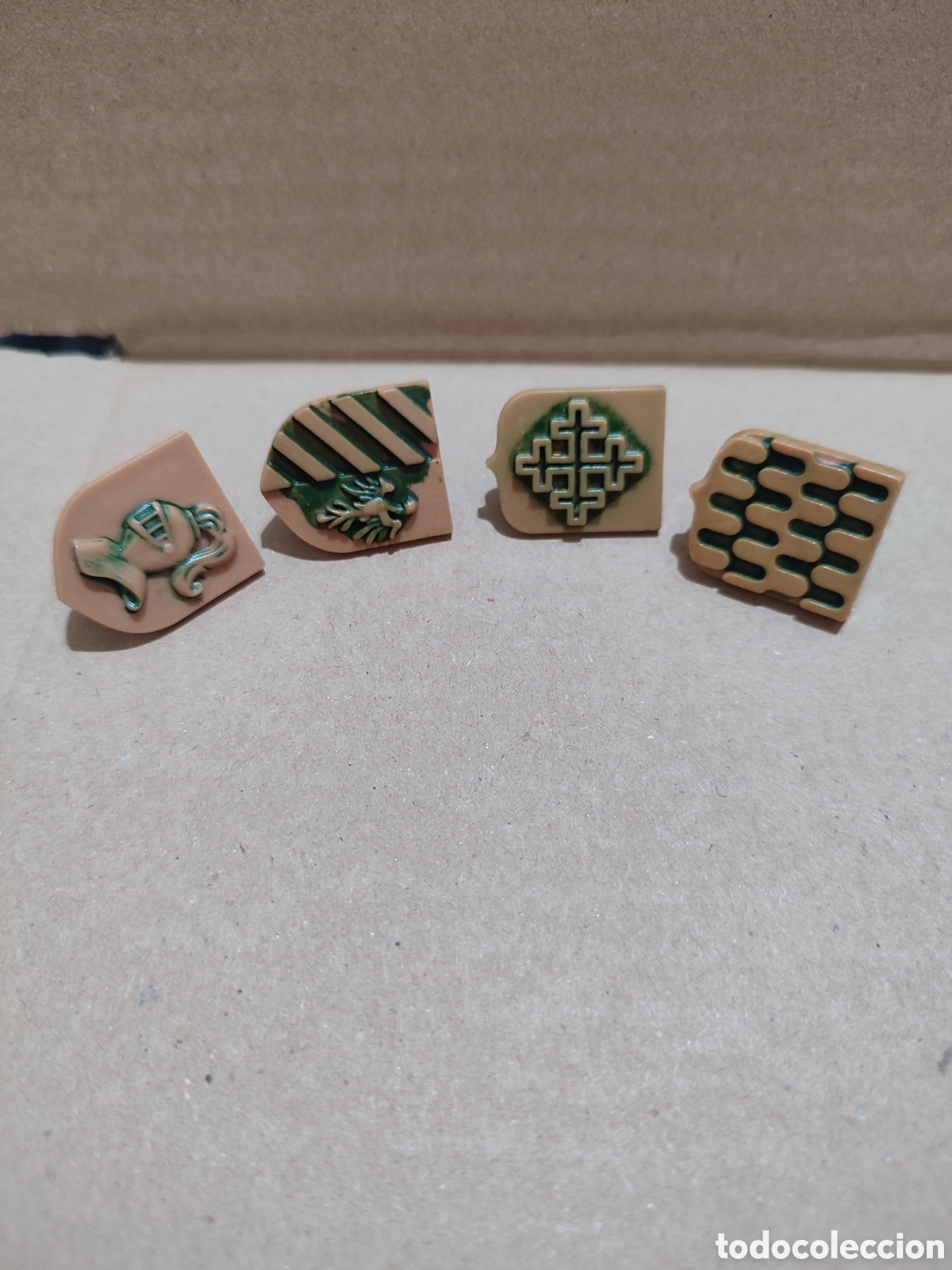 Juguetes antiguos Exin: Escudos Exin castillos - Foto 2