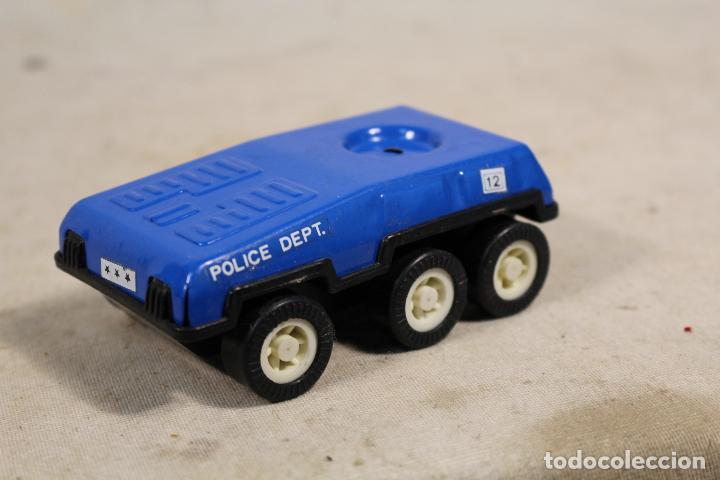 Juguetes antiguos Goz&aacute;n: Tanque policia Gozan - Foto 4