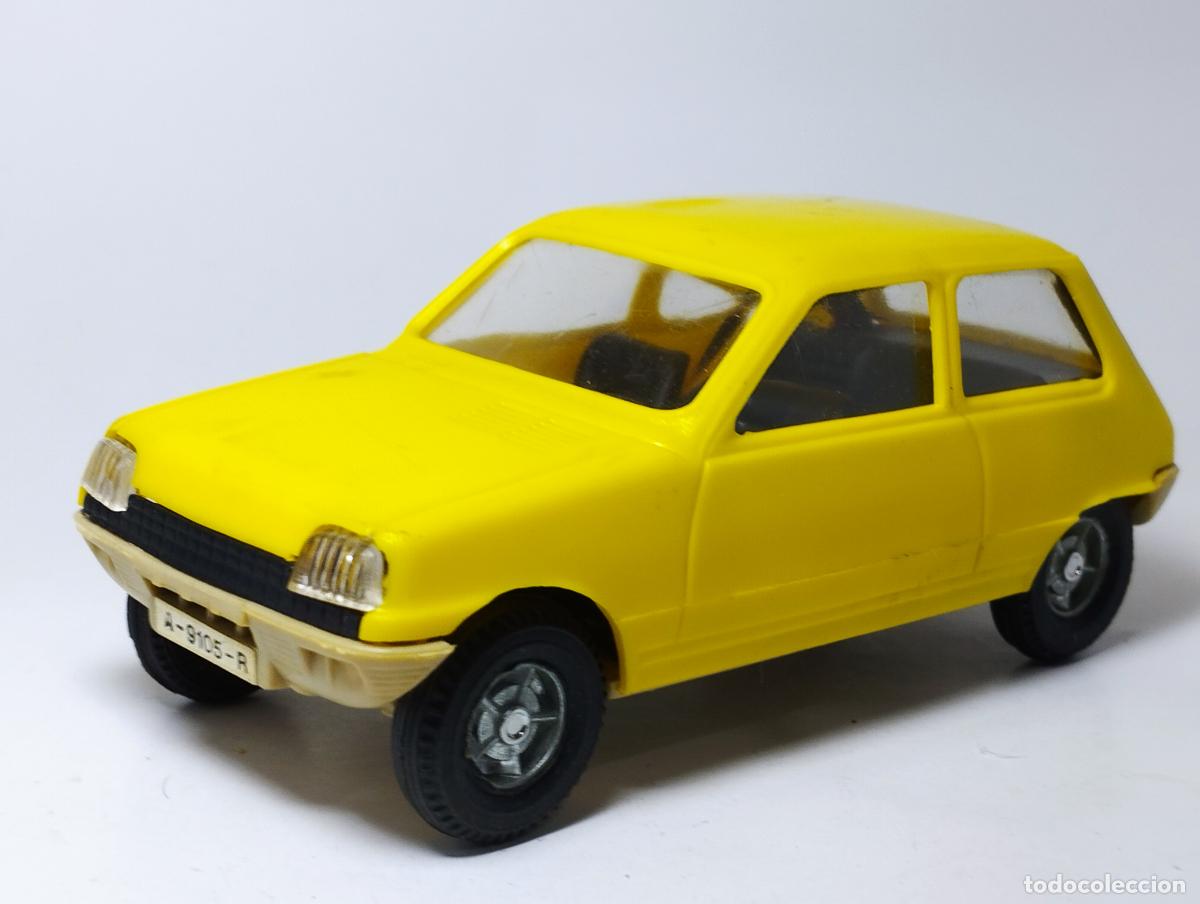 Juguetes antiguos Goz&aacute;n: RENAULT 5 AMARILLO DE GOZAN - Foto 1