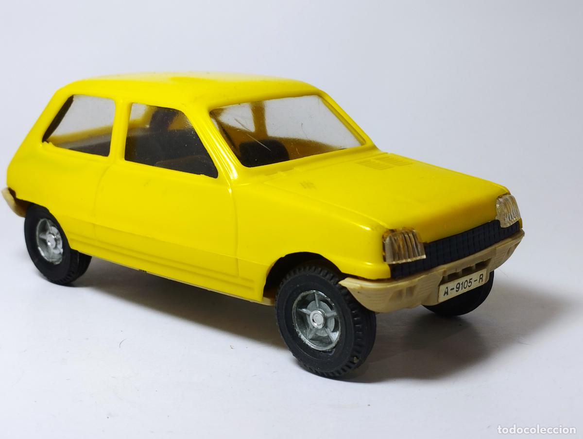 Juguetes antiguos Goz&aacute;n: RENAULT 5 AMARILLO DE GOZAN - Foto 2