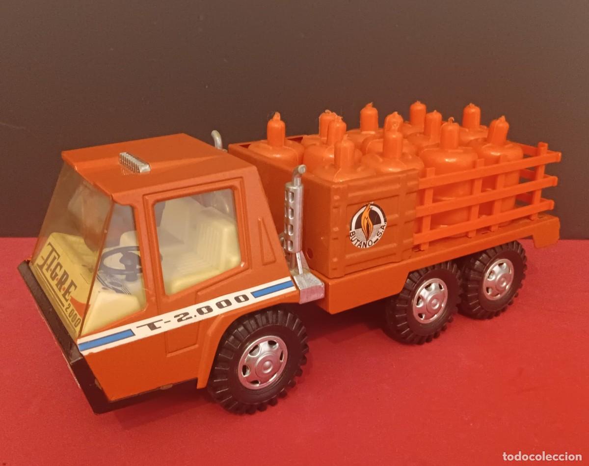 Juguetes antiguos Goz&aacute;n: PRECIOSO CAMION BUTANO TIGRE 2000 DE GOZAN A&Ntilde;OS 60 EXCELENTE ESTADO