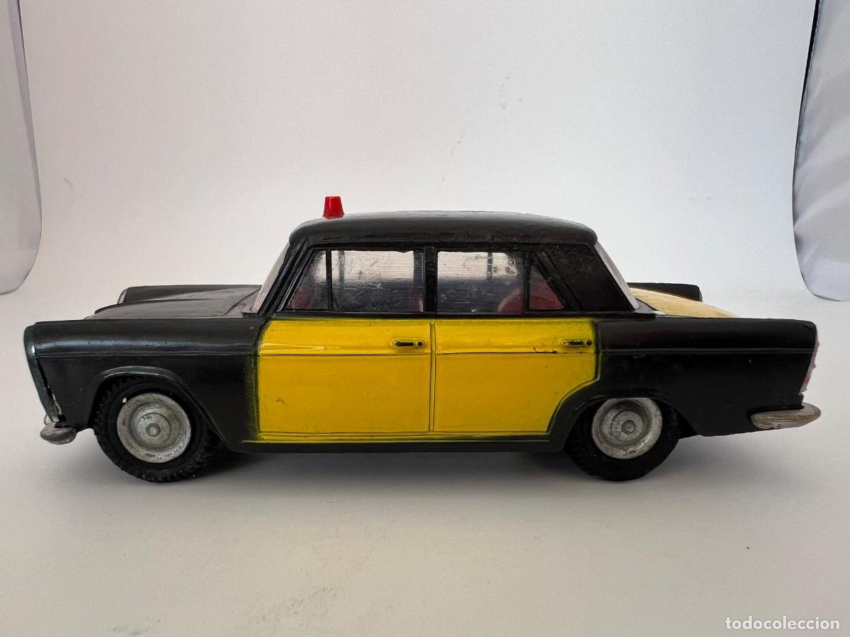 Juguetes antiguos Goz&aacute;n: SEAT 1500 GOZAN VERSION TAXI DE BARCELONA