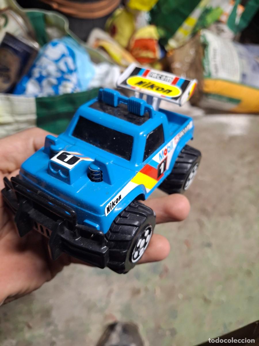 Juguetes antiguos Goz&aacute;n: Antiguo coche maqueta pl&aacute;stico Todo Terreno Nikon Mobil Facom marca Gozan