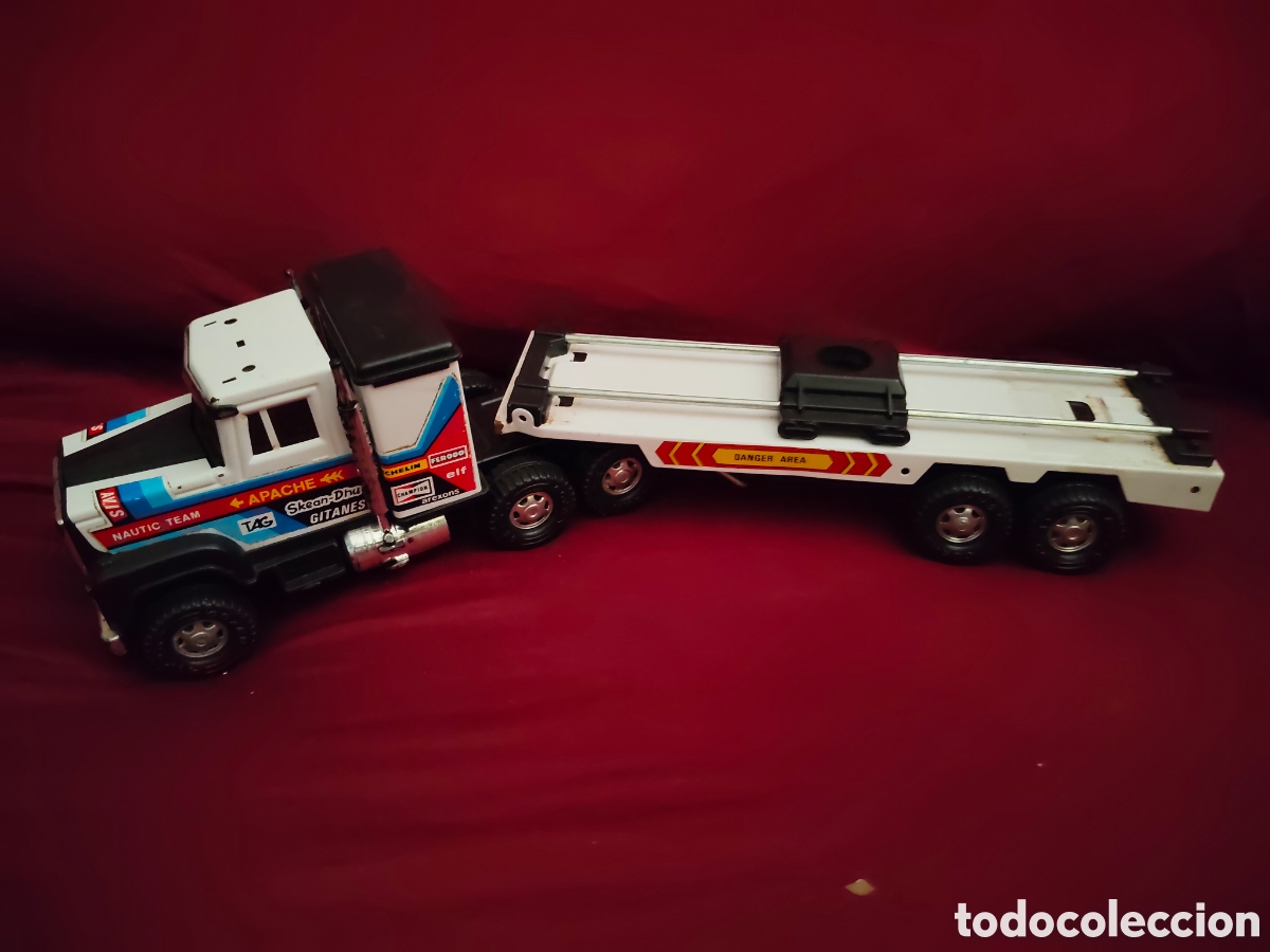 Juguetes antiguos Goz&aacute;n: Cami&oacute;n transportador Gozan 47 cm