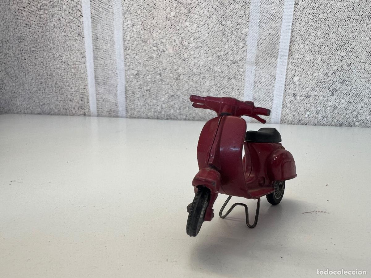 Altes Spielzeug Goz&aacute;n: MOTO VESPA GOZAN METALICA TIPO DALIA