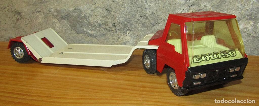 Juguetes antiguos Goz&aacute;n: ANTIGUO CAMION COLOSO TRANSPORTE DE MAQUINARIA DE GOZAN - METAL - A&Ntilde;OS 70