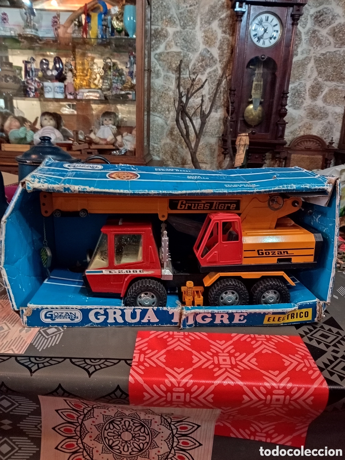 Juguetes antiguos Goz&aacute;n: Gr&uacute;a Tigre 2000 ( juguetes Gozan )