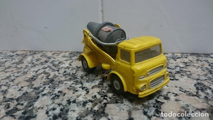 CAMION MERCEDES JOAL 1/50 EUR 51,44 - FR
