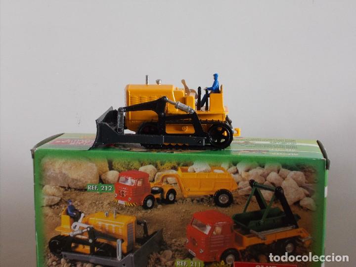 Juguetes antiguos Joal: BULLDOZER. REF 210. DE JOAL - Foto 1