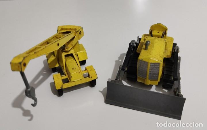 Juguetes antiguos Joal: Excavadora y grua Joal - Foto 1