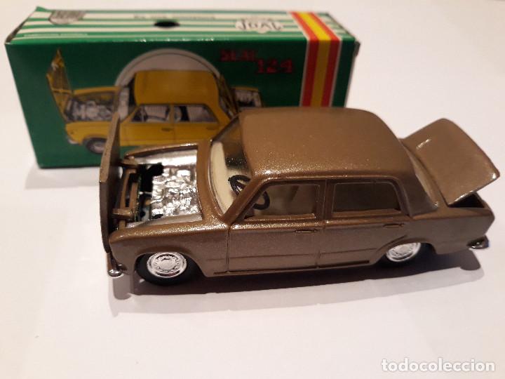 Juguetes antiguos Joal: SEAT 124 by Joal.... - Foto 5
