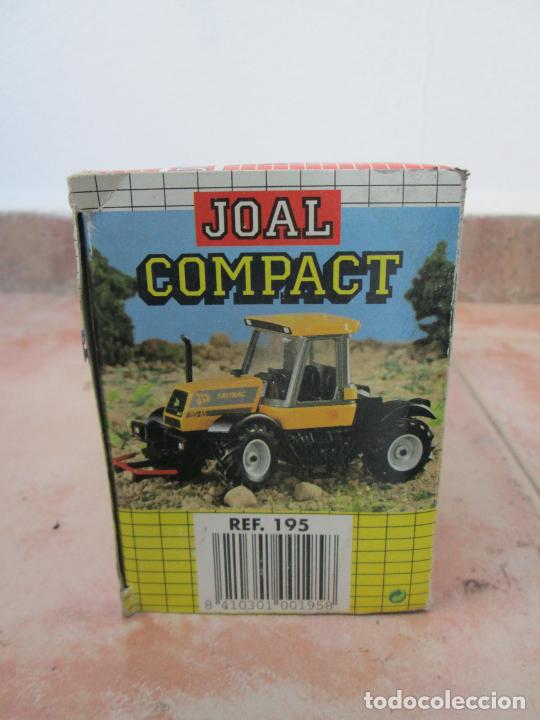 Juguetes antiguos Joal: JCB FASTRAC 155-65, JOAL COMPACT, Escala 1:35. Ref 195. - Foto 4