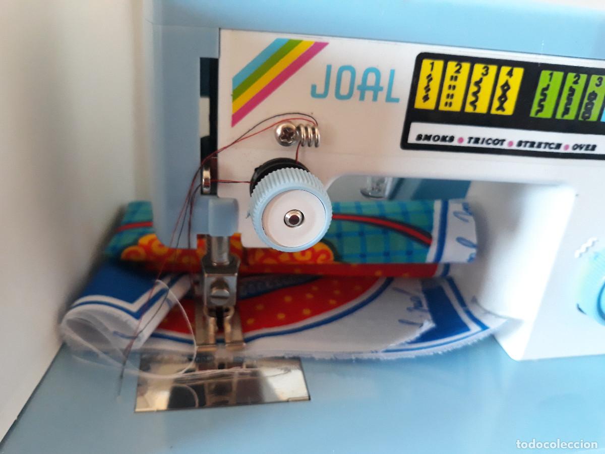 Juguetes antiguos Joal: M&aacute;quina de coser Piccola - Foto 2