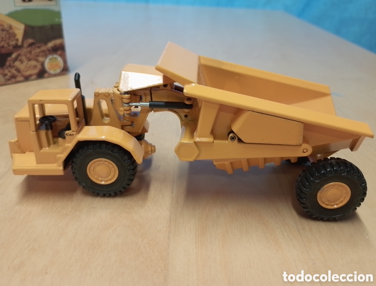 Juguetes antiguos Joal: Tractor Cat 631 Joal. Sin usar. - Foto 4