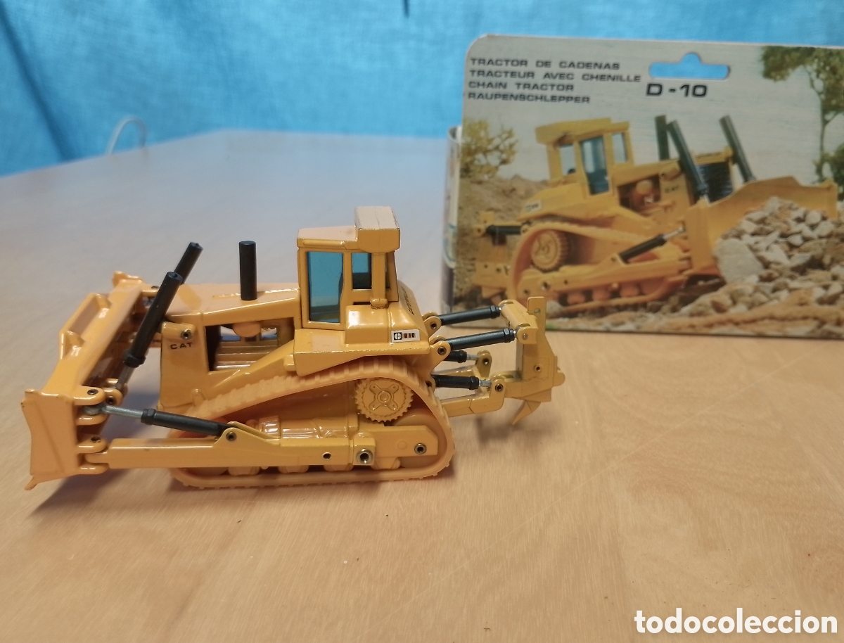 Juguetes antiguos Joal: Tractor de cadenas D10 Joal. Sin usar. - Foto 1