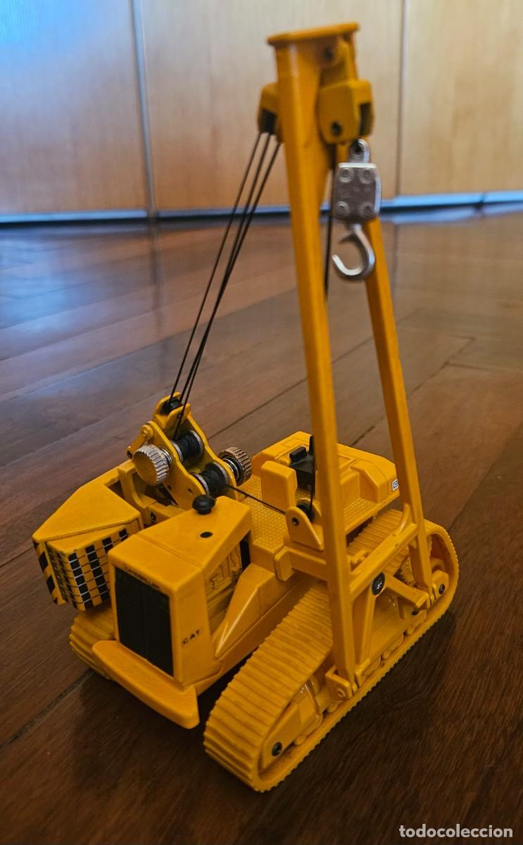 Juguetes antiguos Joal: Caterpillar Gr&uacute;a Tiendetubos m&aacute;quina Cat 591 - Joal 224 met&aacute;lico finales de los 80 tiende tubos