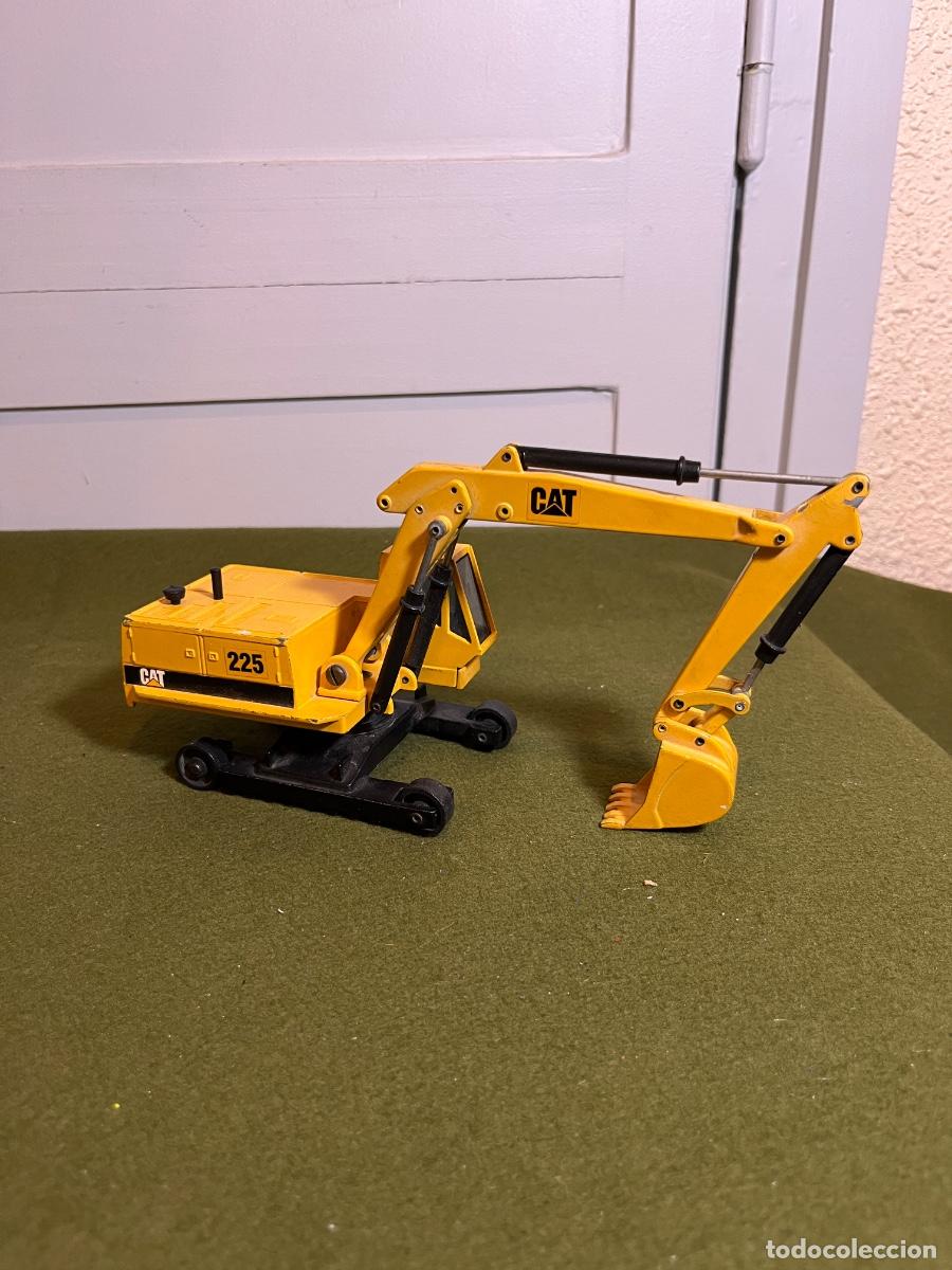 Altes Spielzeug Joal: Excavadora Caterpillar CAT 225 Joal 1:50 Made in Spain Vintage Maquinaria Obras P&uacute;blicas