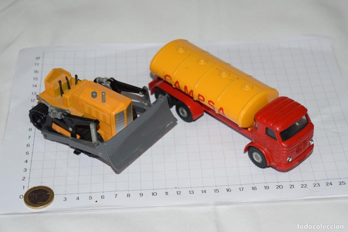 Juguetes antiguos Joal: Miniaturas JOAL - N&uacute;m 210 BULLOOZER y N&uacute;m 209 CAMION PEGASO, CISTERNA CAMPSA - Made In Spain &iexcl;Mira!